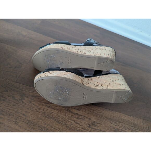 Prada Patent Leather And Cork Wedge Sandals UE39/US 6.5 - Picture 10 of 10